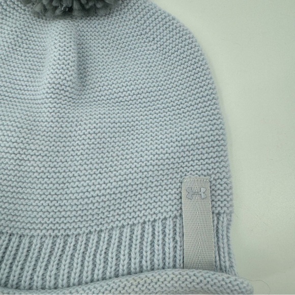 Under Armour Essential Pom Beanie - Picture 5 of 6